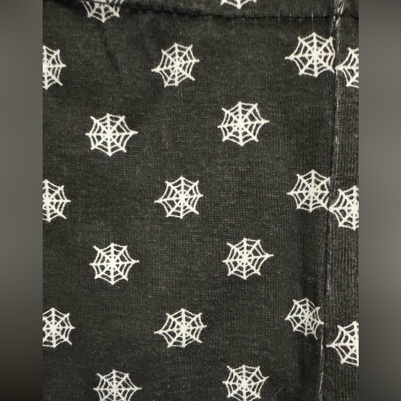 CHICK PEA SPIDER WEB/HALLOWEEN THEMED 12MO PAJAMA PANTS BOY/GIRL - Picture 6 of 8